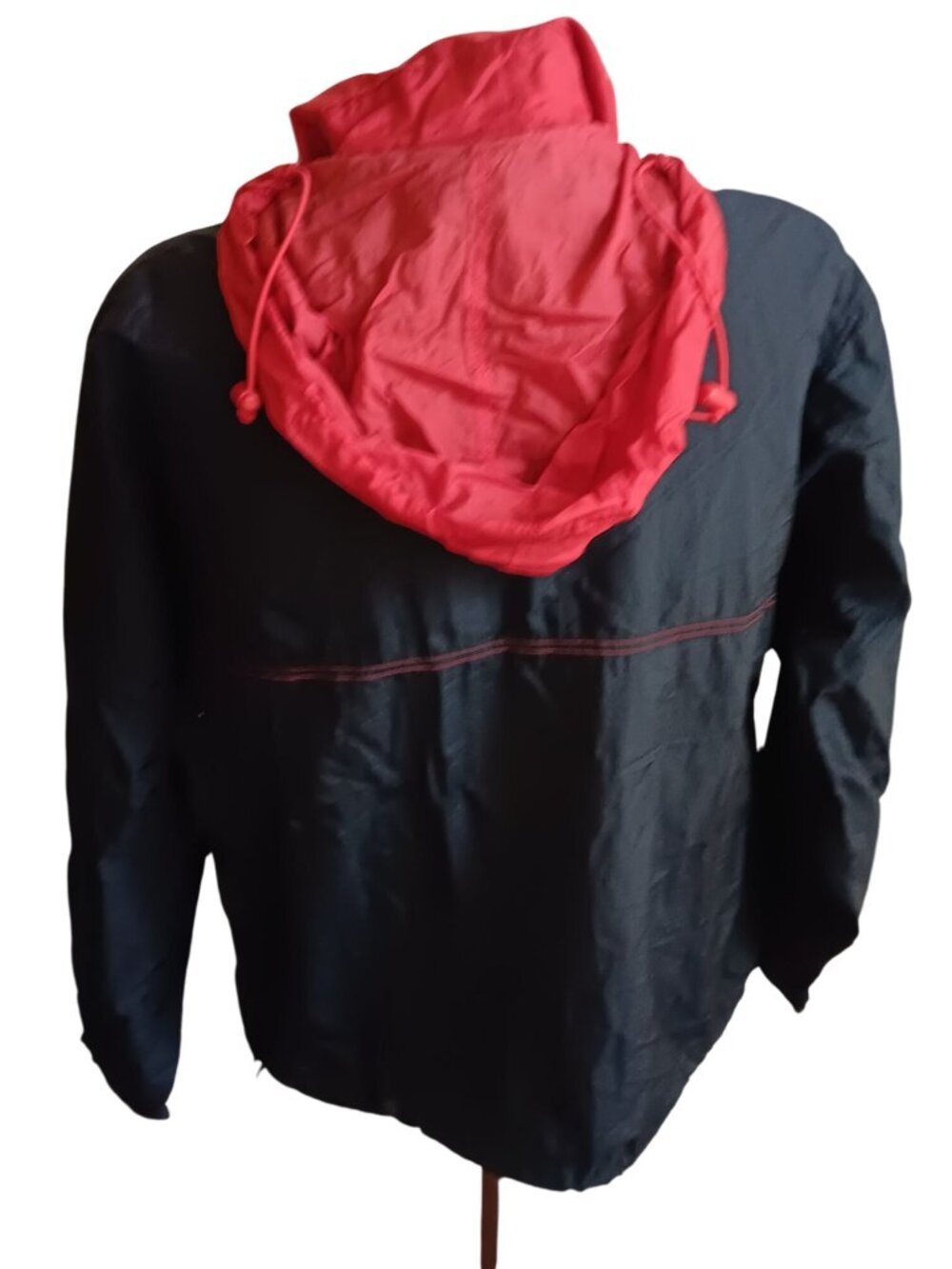 Vintage Men's Large Windbreaker Jacket Red Black Hooded Front 1/2 Zip Pocket